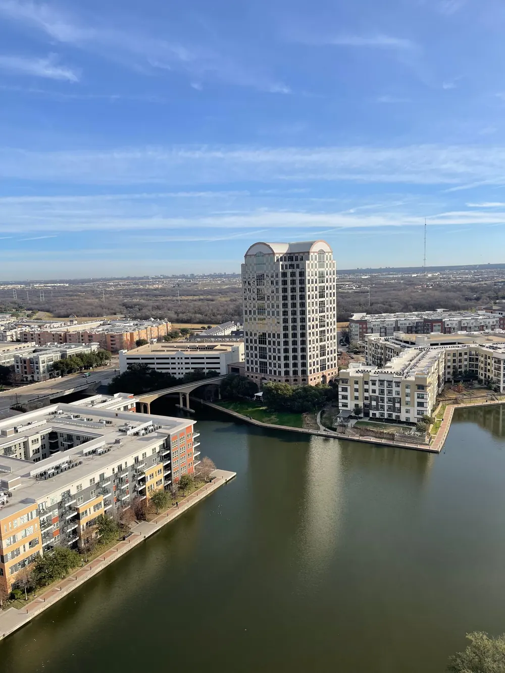 Aerial view of Dallas and the Trinity River